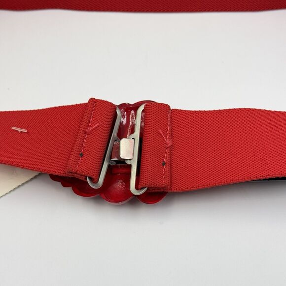 Women's Belt Size M Red Stretch Elastic Cinch Shell Buckle Wide Casual Dress - Picture 2 of 12